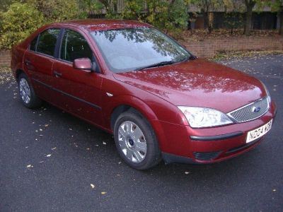 Ford Mondeo 2.0 Lx Hatchback Diesel Red at Sandbeck Garages Wetherby